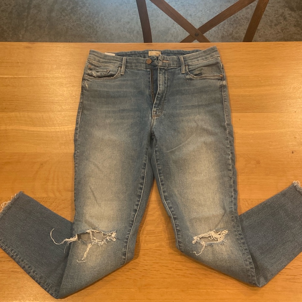 MOTHER jeans “high waisted looker ankle fray” wash:Thrilling Shots size 30